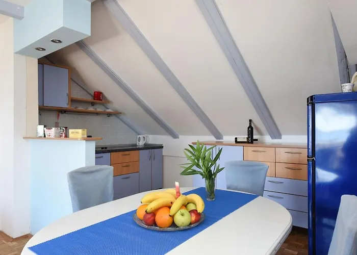 Апартаменты By The Бибинье